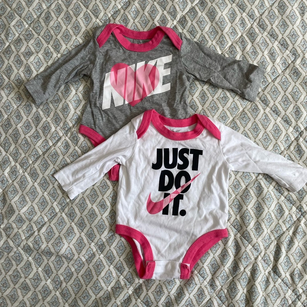Nike Kids Bodysuit Set - Gray and White with Pink Highlights